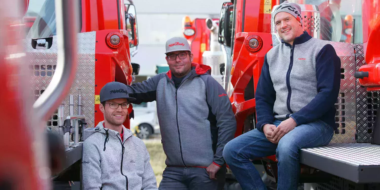 PistenBully fashion wear