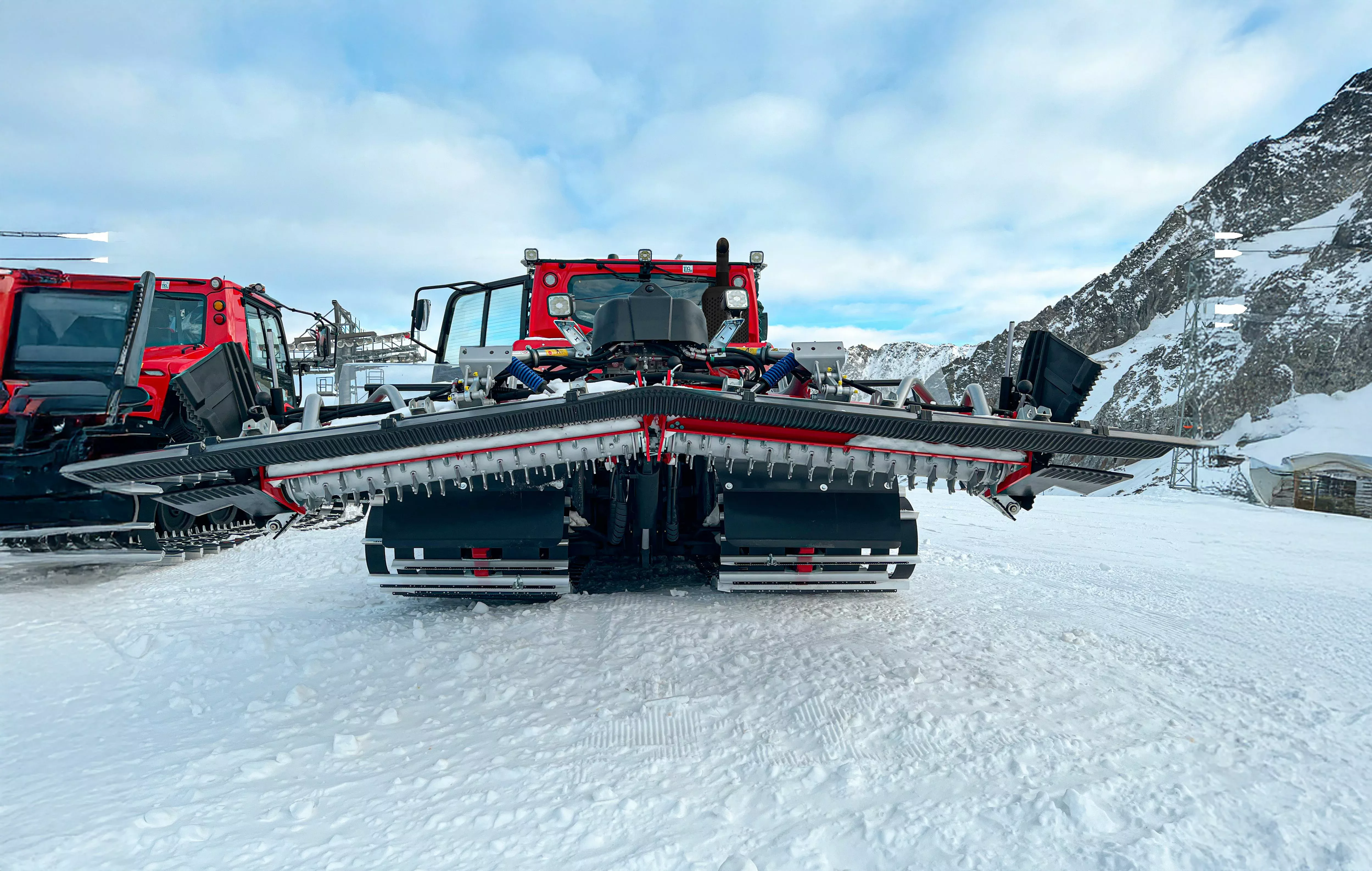 ParkFlexTiller of PistenBully in A-position