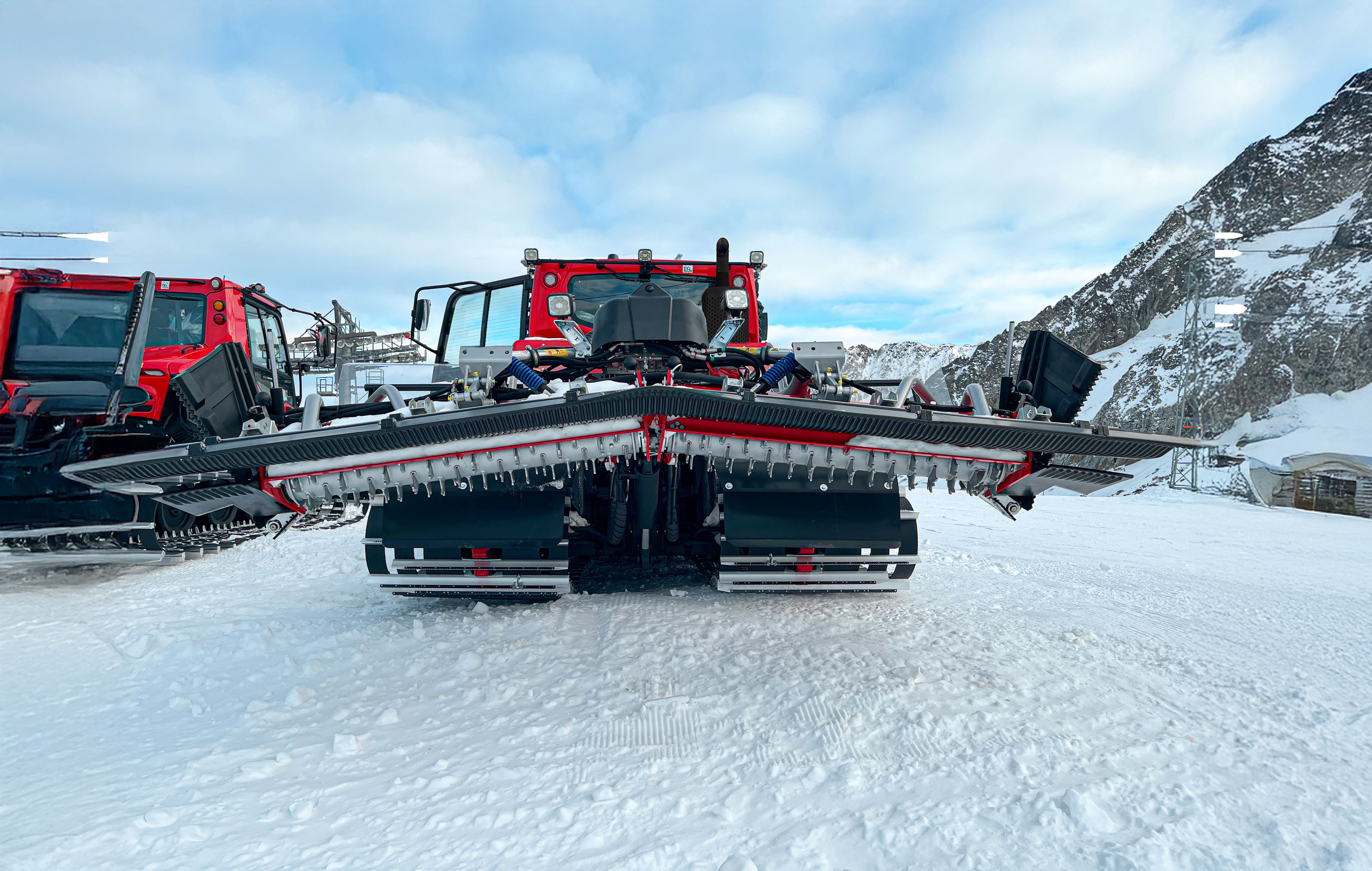 ParkFlexFräse des PistenBully in A-Stellung