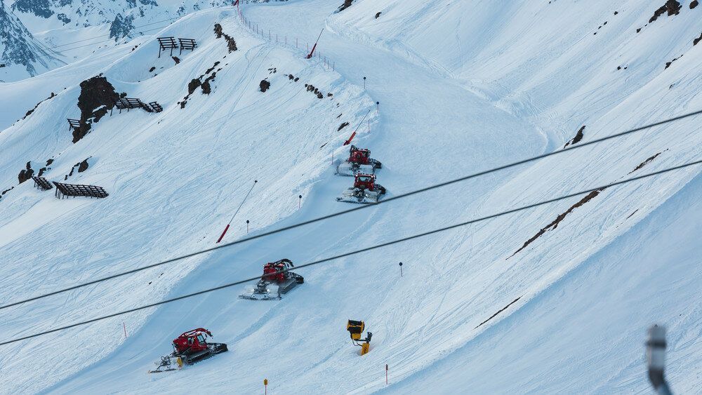 PistenBully & Schneestern