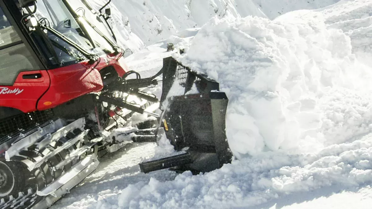 La lame spécial Polar du PistenBully 600 Polar.