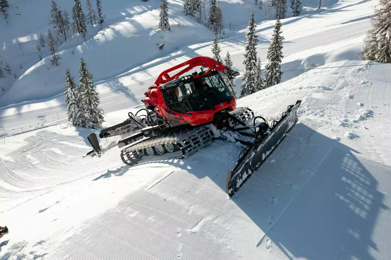 PistenBully 400 en action