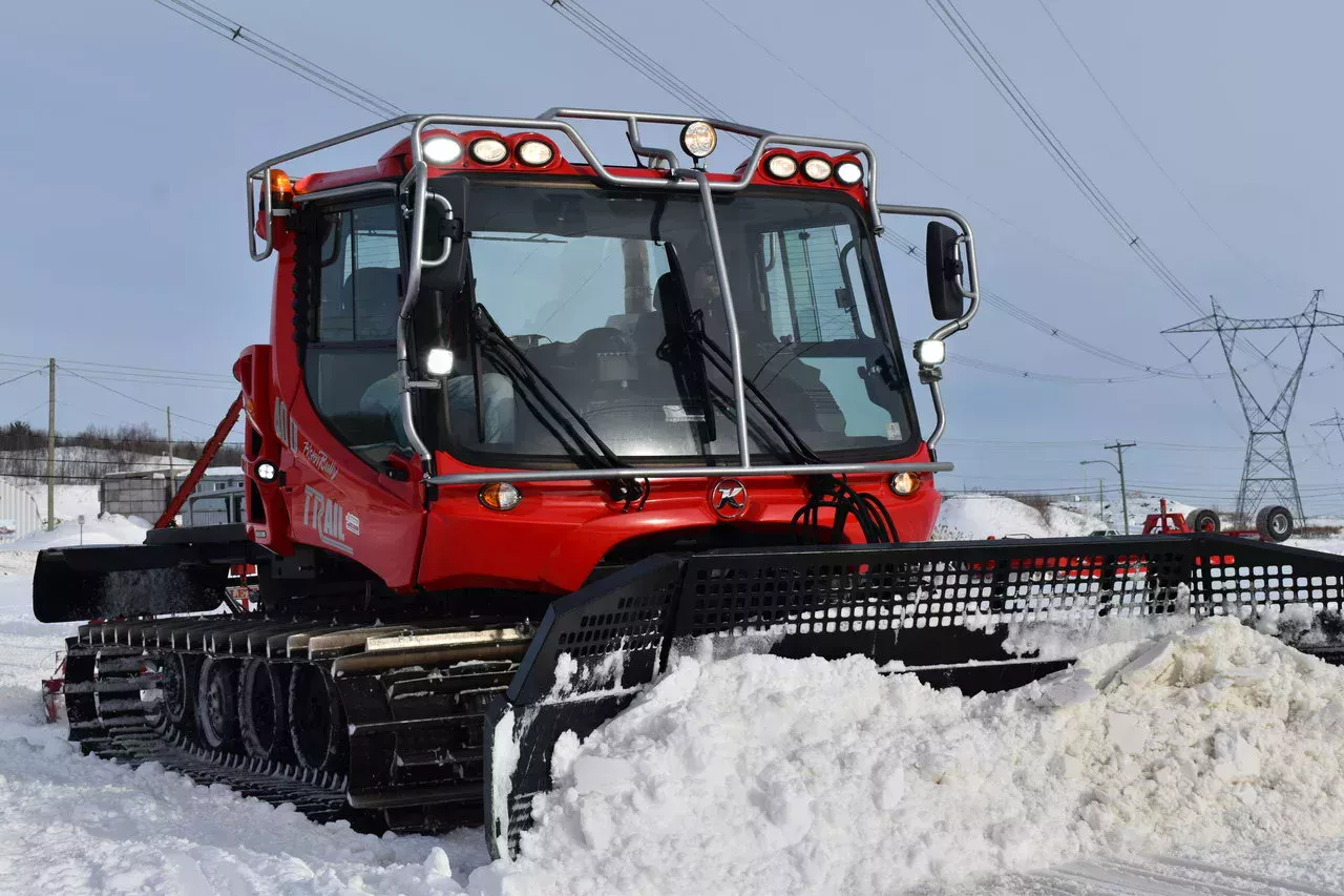 400 Trail - PistenBully
