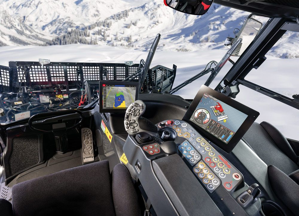 Die Bedieneinheit des Cockpits des PistenBully 400