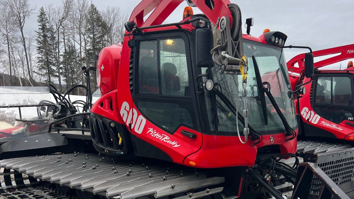 A PistenBully 600 W for sale in New England