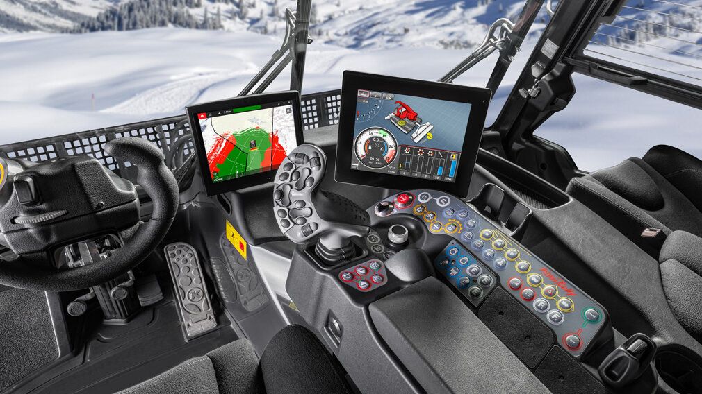 Control unit in the cockpit of PistenBully 400