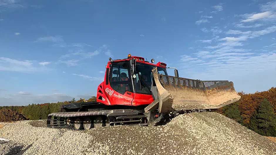 For its diverse range of uses, the new PistenBully 600 Polar GreenTech comes with track widths from 780 mm up to 1648 mm.